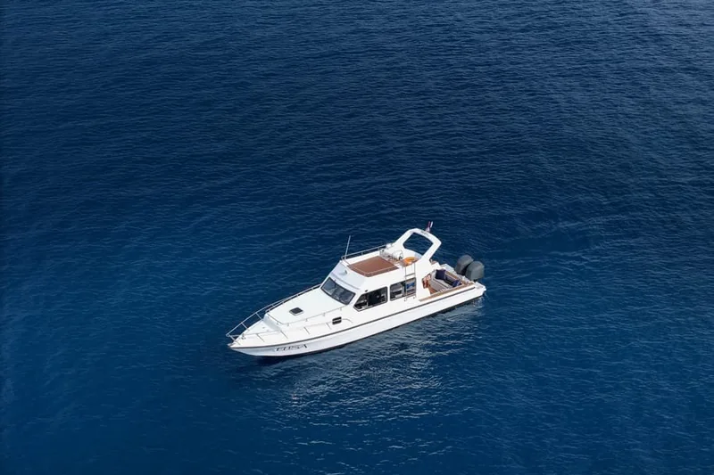 A day-tour speedboat on the crossing from Labuan Bajo
